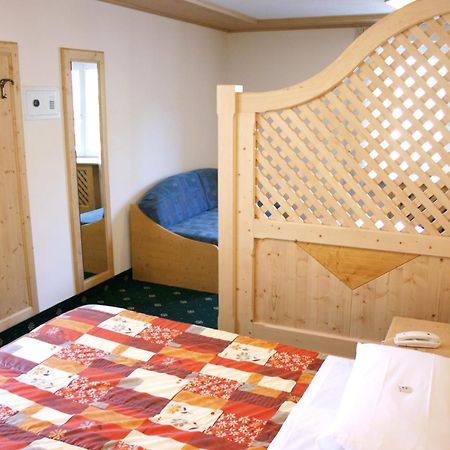 Hotel Cima Dodici Vigo di Fassa Eksteriør bilde