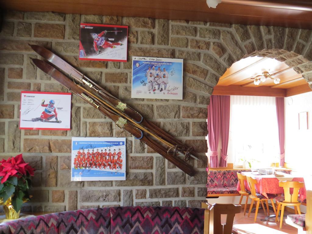Hotel Cima Dodici Vigo di Fassa Eksteriør bilde