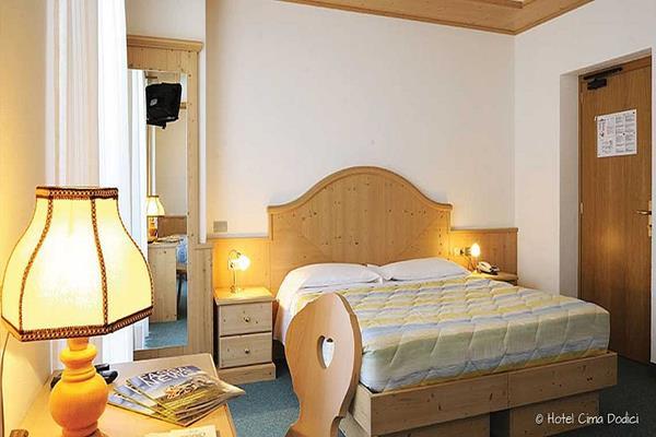 Hotel Cima Dodici Vigo di Fassa Eksteriør bilde