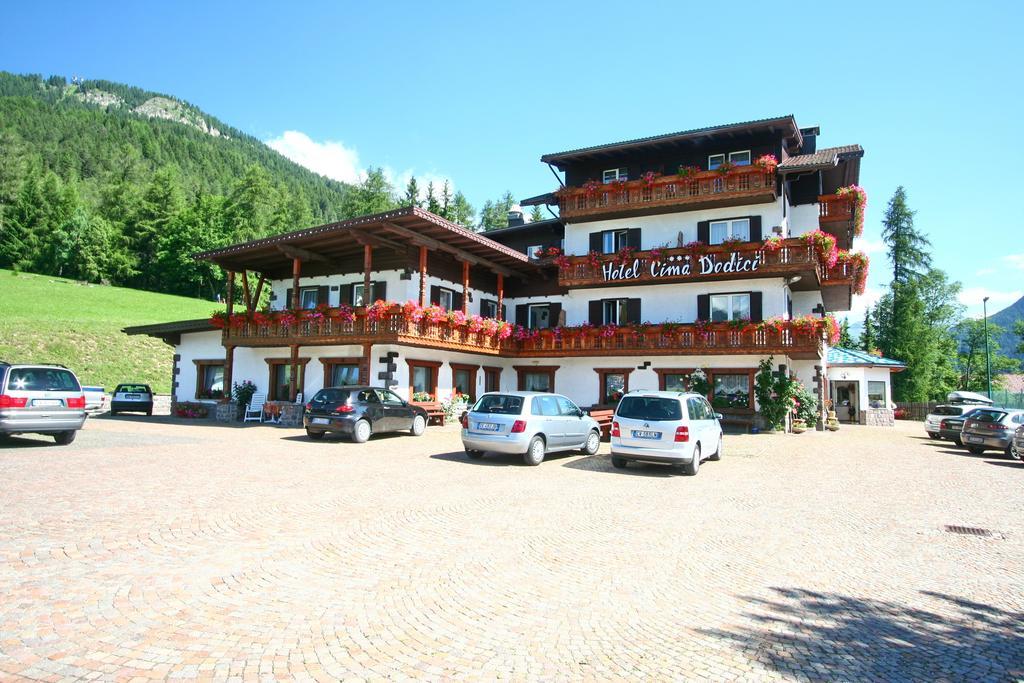 Hotel Cima Dodici Vigo di Fassa Eksteriør bilde
